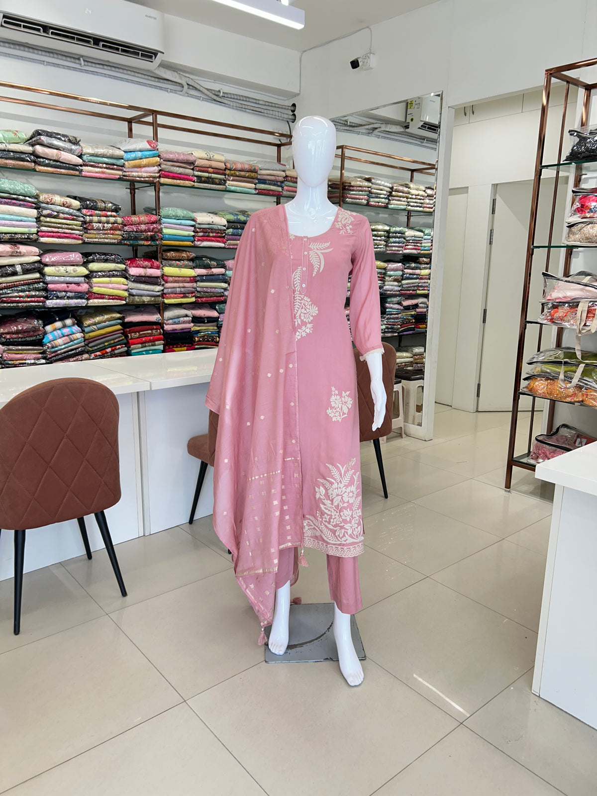 Mulchanderi Applique Work Kurti Suit
