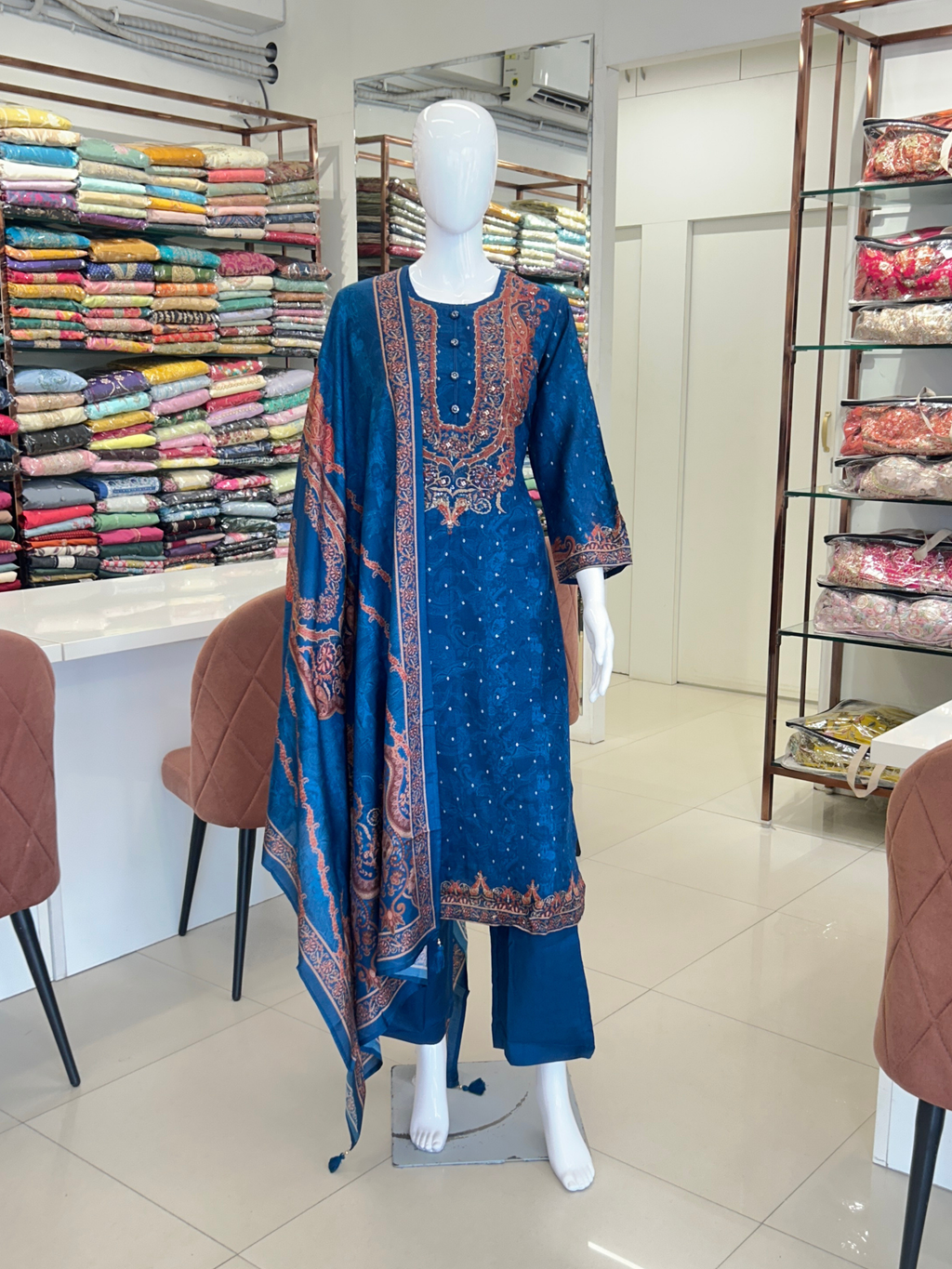 Blue Kashmiri Paisley Printed Kurti Suit